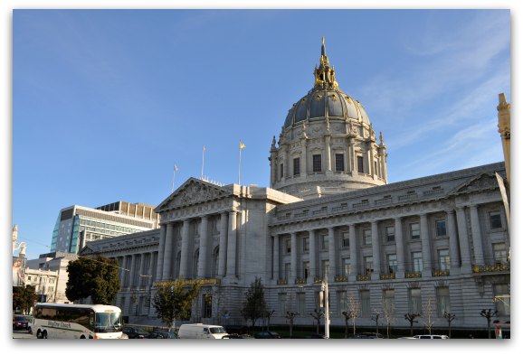 city-hall-in-san-francisco-pics-tips-to-visit