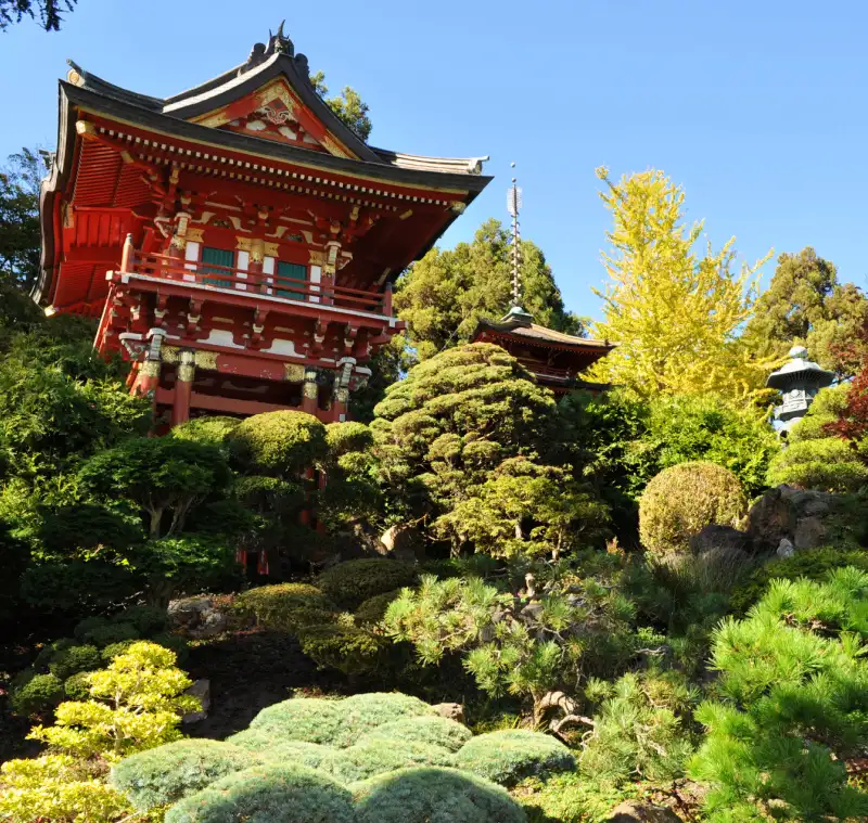 The red and green building in the Japanese Tea Garden in Golden Gate Park