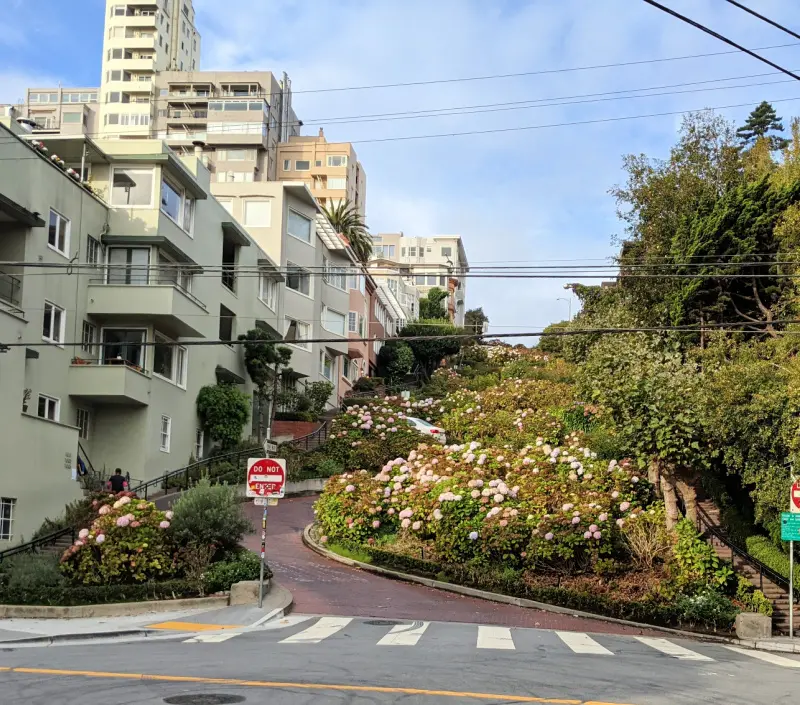 Lombard Street in San Francisco from the bottom at Leavenworth Street