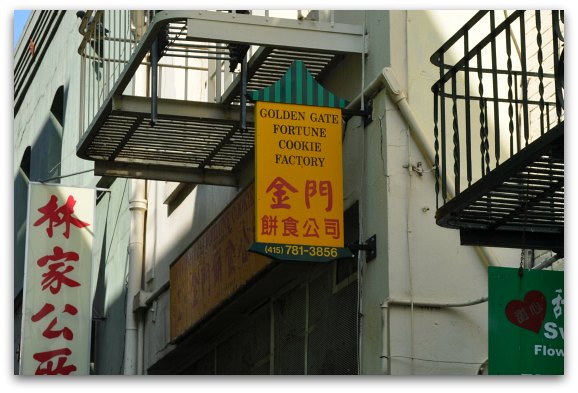 The sign for the SF Golden Gate Fortune Cookie Company